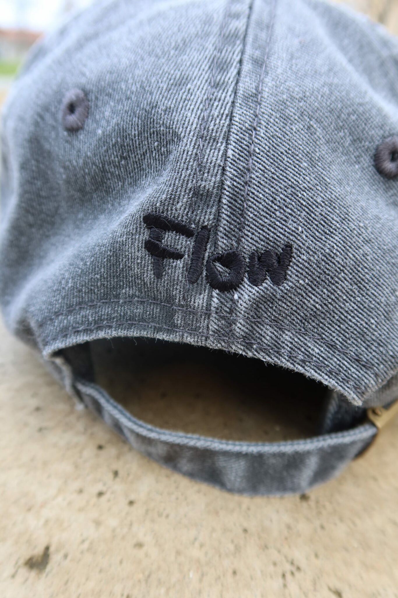 FLOW Cap – official merch for the film | Grey